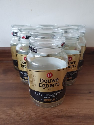 Douwe egberts empty glass - x,